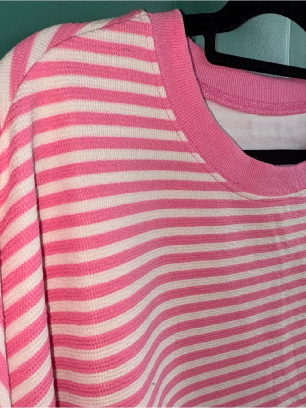 Pink & White Striped Crew Top - XL - Picture 3 of 5